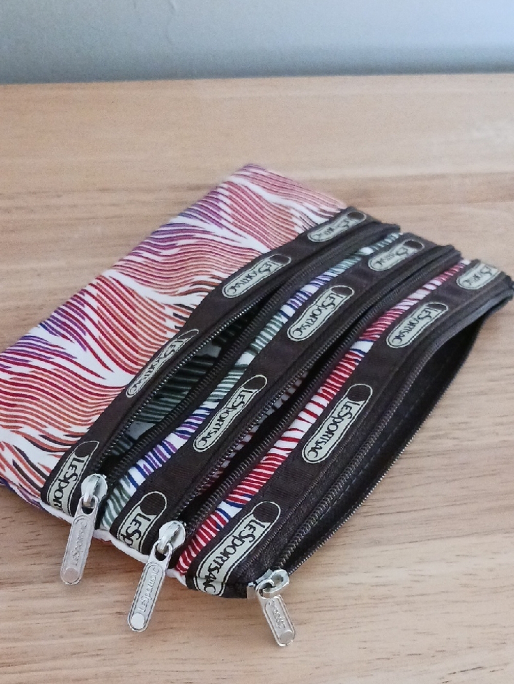LeSportsac 3 Zip Multi Color Cosmetic Pouch - Picture 7 of 8